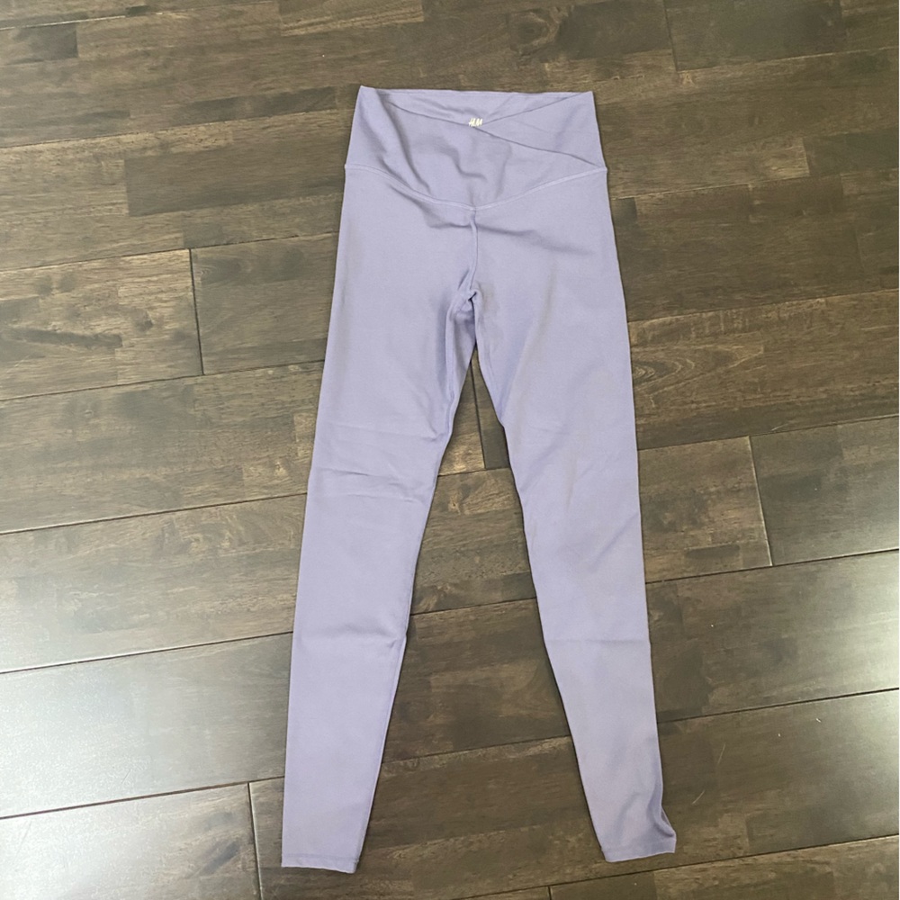 V shaped workout leggings